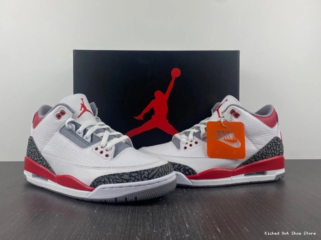 Kicked Out Shoe Store Fire DN3707-160 Jordan Red Air 3 OG 0810
